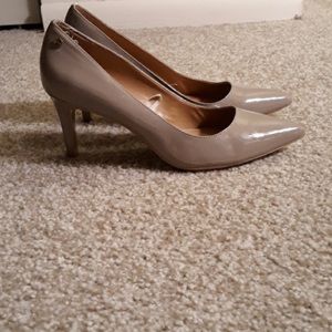 Calvin Klein Taupe Pantent Pumps